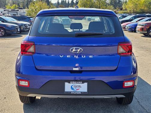 2025 Hyundai VENUE SE