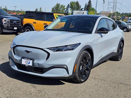 2024 Ford Mustang Mach-E Select