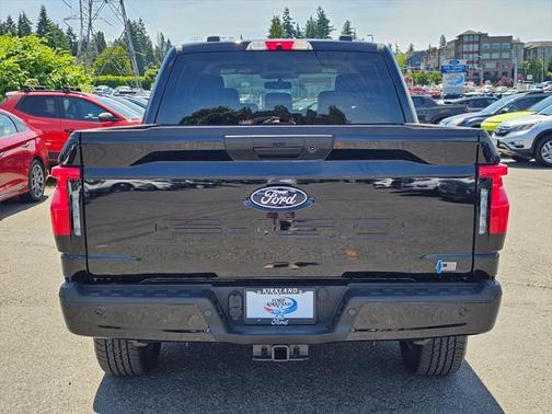 2025 Ford F-150 Lightning Flash
