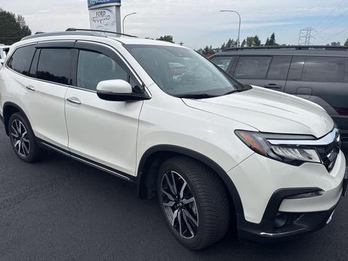 2019 Honda Pilot Touring 8-Passenger