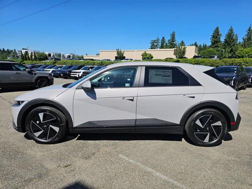 2025 Hyundai IONIQ 5 SE Standard Range