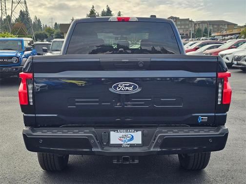 2025 Ford F-150 Lightning Flash