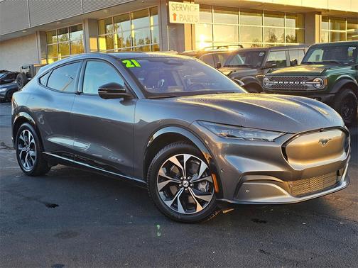2021 Ford Mustang Mach-E Premium
