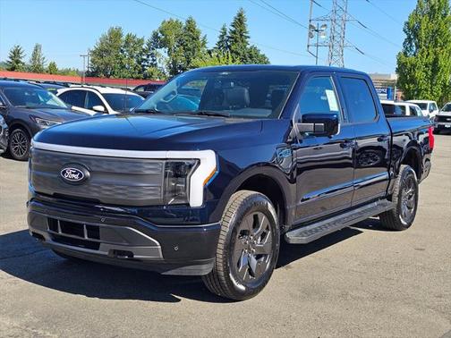 2025 Ford F-150 Lightning LARIAT