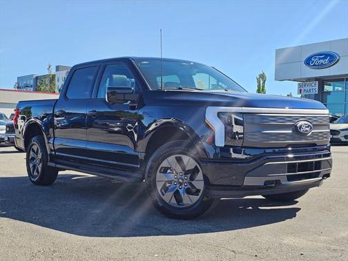 2025 Ford F-150 Lightning LARIAT