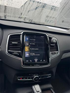 2018 Volvo XC90 T5 Momentum