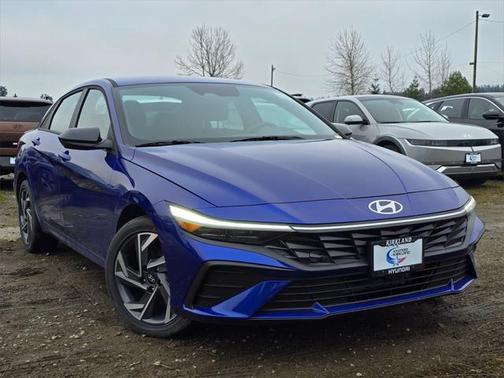 2025 Hyundai ELANTRA Sport