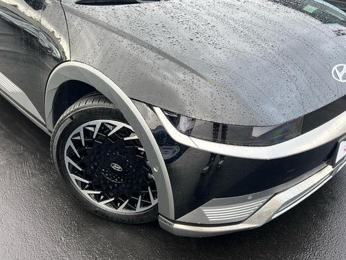2024 Hyundai IONIQ 5 Limited