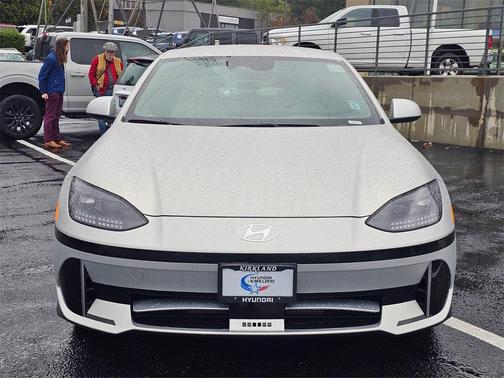 2025 Hyundai IONIQ 6 SEL