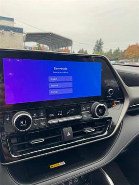 2023 Toyota Highlander Hybrid XLE