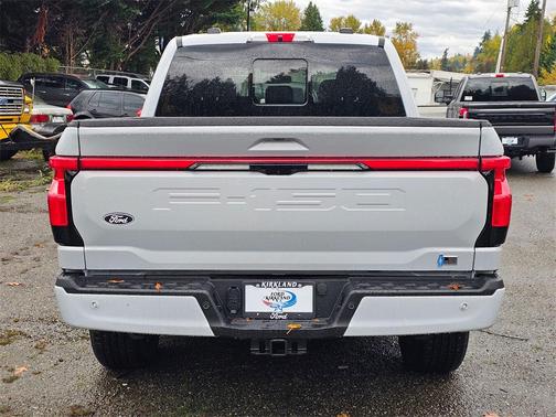 2025 Ford F-150 Lightning LARIAT