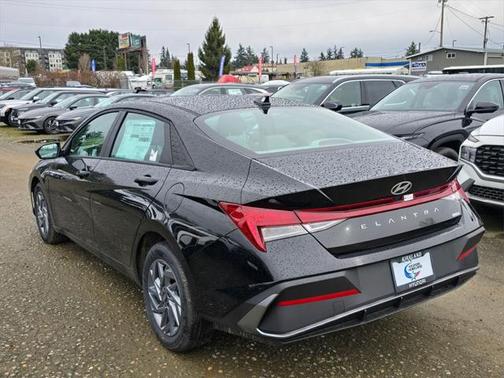 2025 Hyundai ELANTRA HEV Blue