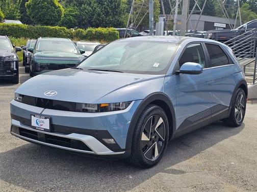 2025 Hyundai IONIQ 5 SE