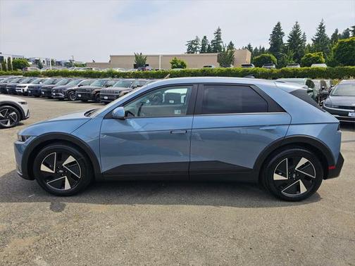 2025 Hyundai IONIQ 5 SE