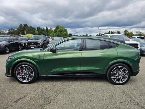 2025 Ford Mustang Mach-E GT