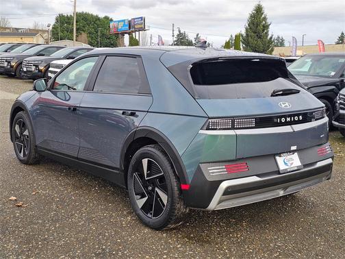 2026 Hyundai IONIQ 5 SE