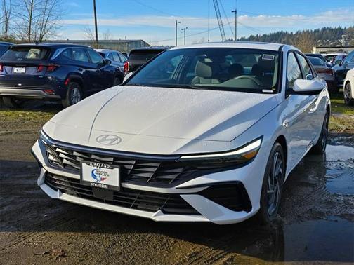 2025 Hyundai ELANTRA SEL
