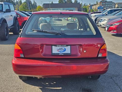 1998 Saturn SW SW2