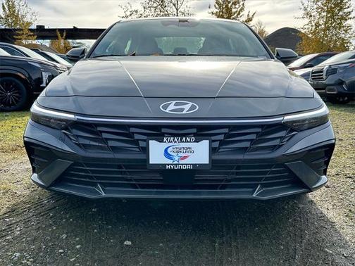 2025 Hyundai ELANTRA SEL