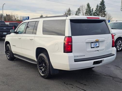 2018 Chevrolet Suburban LS