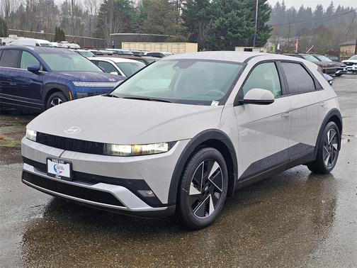 2026 Hyundai IONIQ 5 SE Standard Range