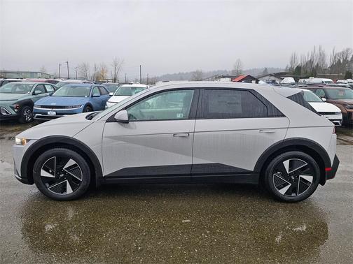 2026 Hyundai IONIQ 5 SE Standard Range