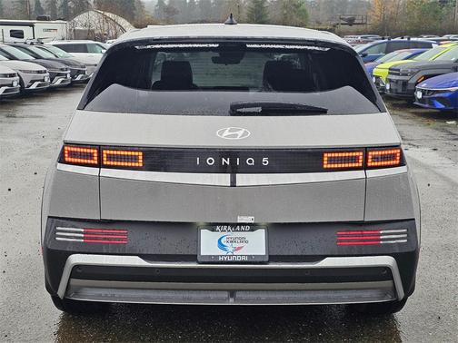 2026 Hyundai IONIQ 5 SE Standard Range