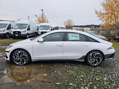 2025 Hyundai IONIQ 6 SEL