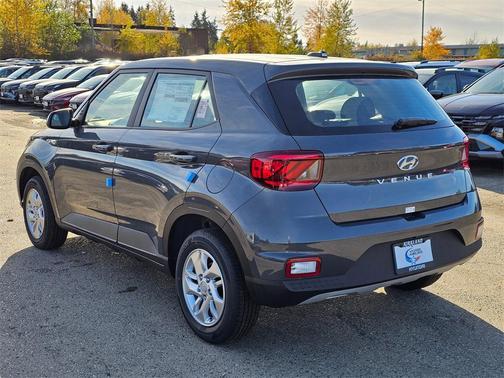 2025 Hyundai VENUE SE