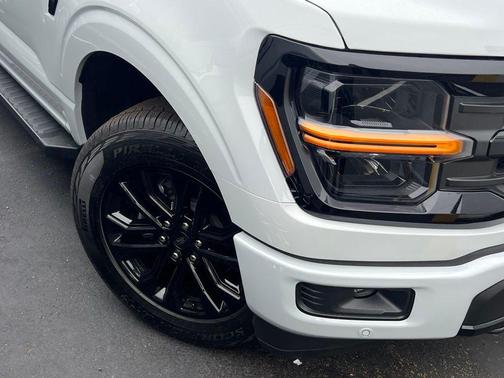 Avalanche 2026 Ford F-150 XLT
