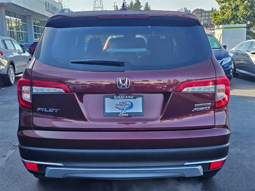 2021 Honda Pilot Touring 8-Passenger
