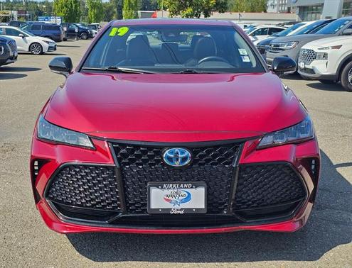2019 Toyota Avalon Hybrid XSE