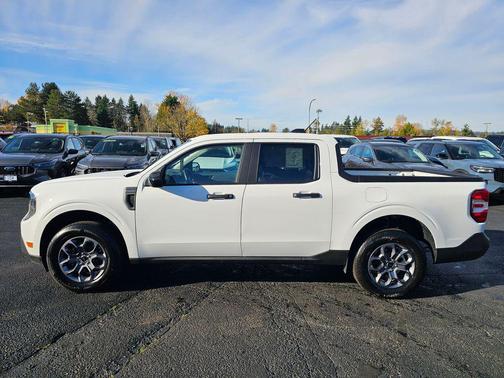 White 2025 Ford Maverick XLT