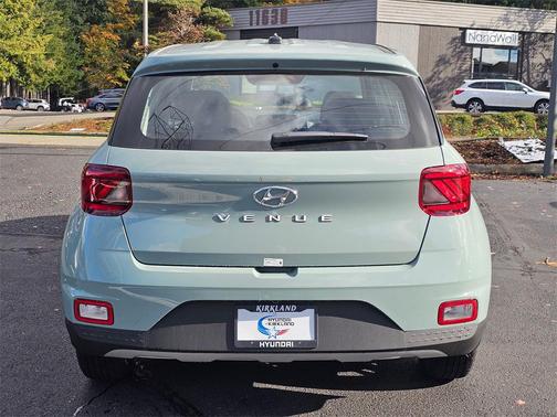 2025 Hyundai VENUE SE
