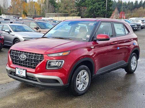 2025 Hyundai VENUE SE