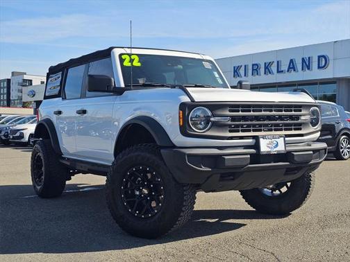 2022 Ford Bronco Base