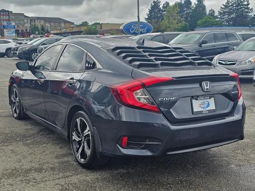 2016 Honda Civic Touring