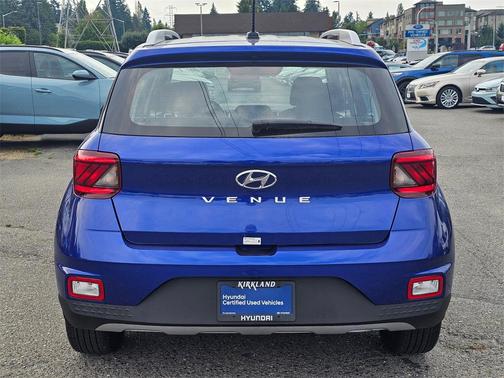 2024 Hyundai VENUE SEL