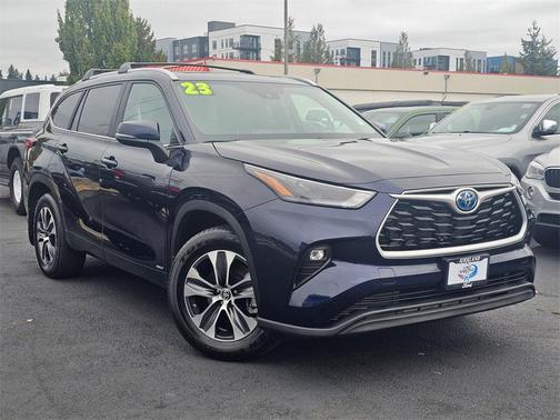 2023 Toyota Highlander Hybrid XLE