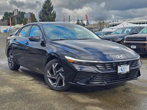2025 Hyundai ELANTRA Limited