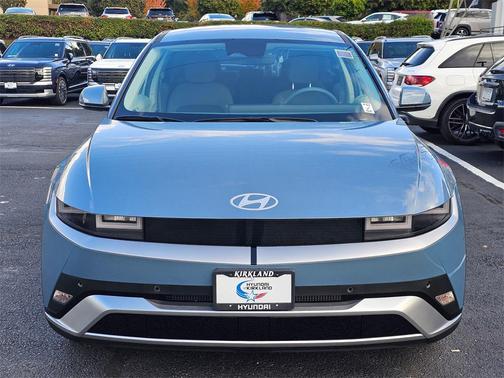 2025 Hyundai IONIQ 5 SE