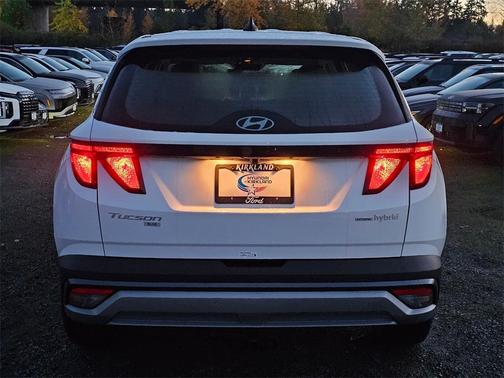 2026 Hyundai TUCSON Hybrid Blue SE