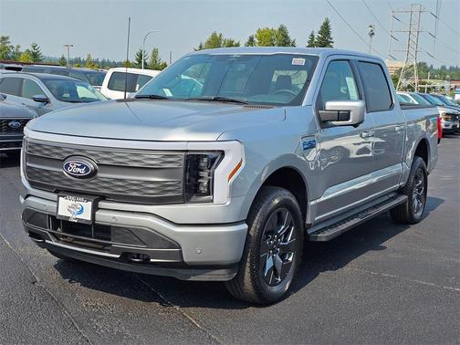 2025 Ford F-150 Lightning LARIAT