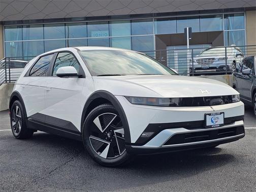 2025 Hyundai IONIQ 5 SE