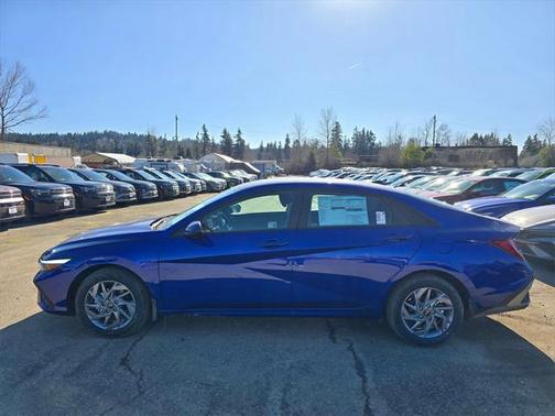 2025 Hyundai ELANTRA HEV Blue