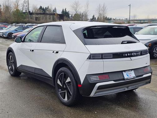 2026 Hyundai IONIQ 5 SE