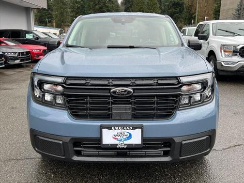 Azure Gray Metallic Tri-Coat 2024 Ford Maverick Lariat