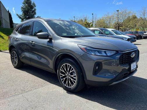 2023 Ford Escape PHEV SE