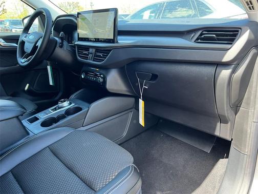 2023 Ford Escape PHEV SE