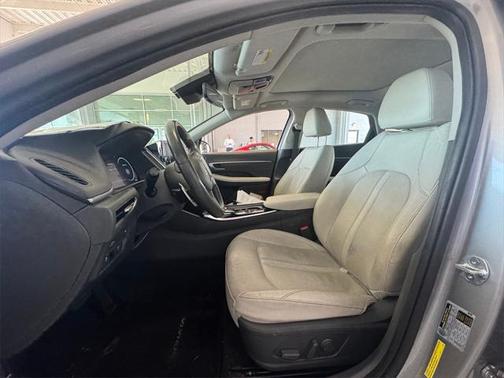 2021 Hyundai SONATA Limited